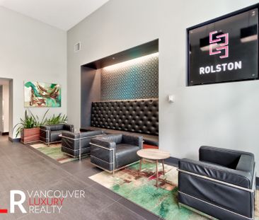 Condo in Downtown Vancouver, BC - Photo 5