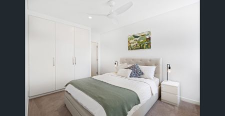 Bright, spacious and beautifully designed - Photo 2