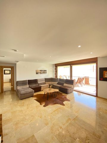 Luxury 3 Bedroom Apartment in Marbella East - Photo 3