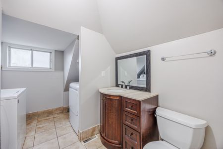 For Lease - 209 Rosslyn Avenue Unit# upper, Hamilton, Ontario - Photo 2