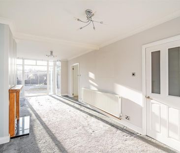 3 bed semi-detached house to rent in Stroud Road, Shirley, Solihull - Photo 3