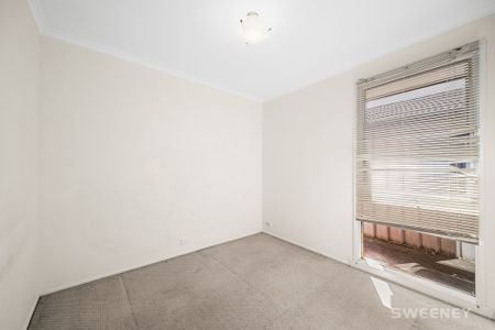 Low Maintenance Lifestyle in a Prime Location - Photo 2