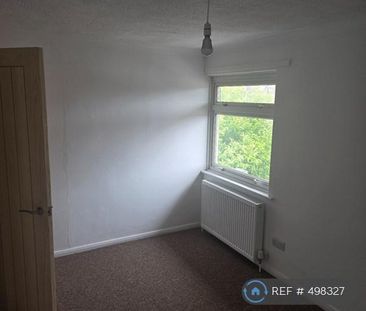 4 bedroom terraced house to rent - Photo 4
