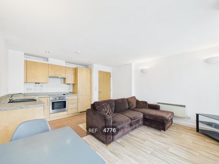 1 bedroom flat to rent - Photo 3