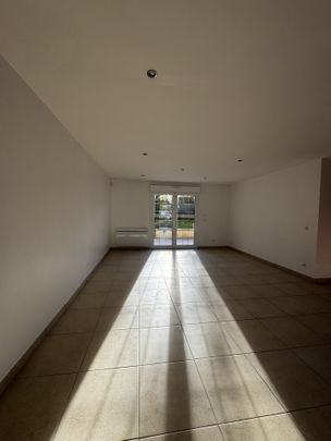 Location Appartement 3 pièces 69m² VILLEPARISIS 77270 - Photo 1