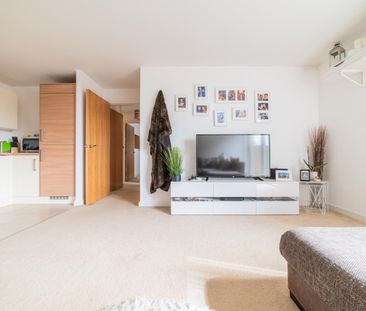 Dubrovnik House, Hanson Court - Photo 2