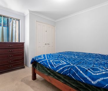 Low-Maintenance 3-Bedroom Villa in Convenient Location - Photo 3