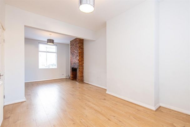 2 bed House - End Terrace To Let - Photo 1