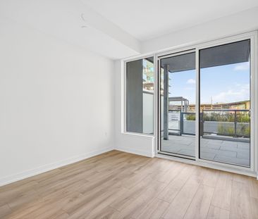 For Lease - 333 Sunseeker Avenue Unit# 142, Innisfil, Ontario - Photo 3