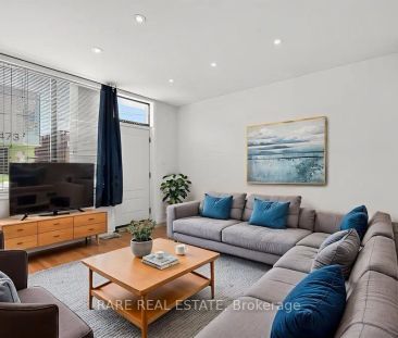 488 Oakwood Avenue #Front Unit - Photo 1