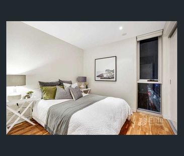 Style, Space and Sophistication! - Photo 2