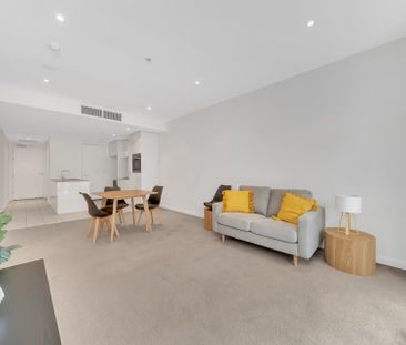 City Living at Its Best! - Photo 3