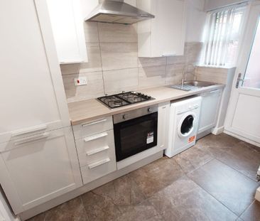 Hawkins Street, Liverpool. - Photo 4