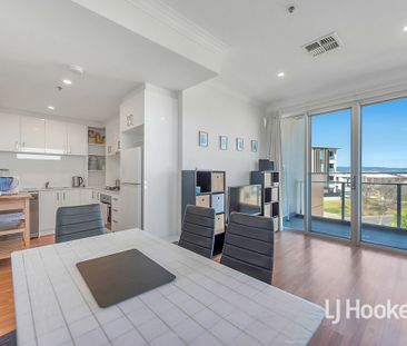 6 Month Lease - Fully Furnished Apartment - Photo 3