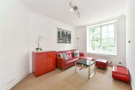 A spacious one bedroom apartment in a portered building with communal gardens. - Photo 3