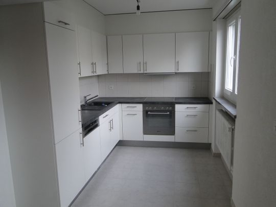 Per sofort oder nach Vereinbarung zu vermieten! Moderne 3.5 Zi-Wohnung, Grenchen - Photo 1