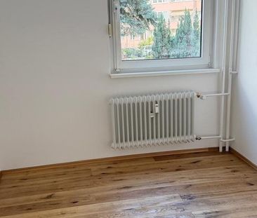 Erstbezug nach hochwertiger Sanierung - Photo 1