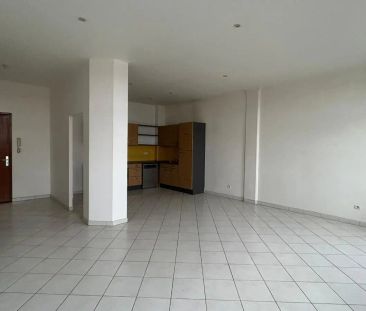 Appartement à louer 3 pièces 86.31m² - Photo 2