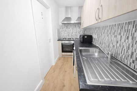 Athelney Street, London SE6 - Photo 2