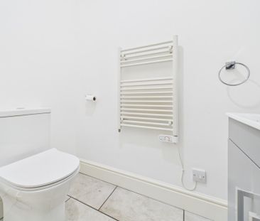 Compasses House, Park Street, Cheltenham, GL50 - Photo 3