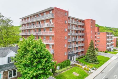 For Lease - 718 LAWRENCE Road Unit# 204, Hamilton, Ontario - Photo 4