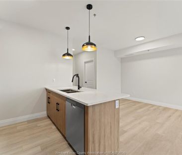 For Lease - 4775 WALKER Road Unit# 516, Windsor, Ontario - Photo 4