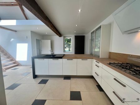 Gerenoveerde hoeve met karakter, duurzame afwerking en lage EPC-waarde - Photo 5
