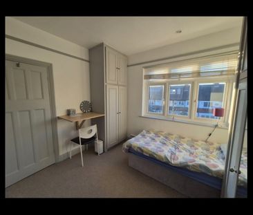 Room in a Shared House, Glennie Road, SE27 - Photo 6