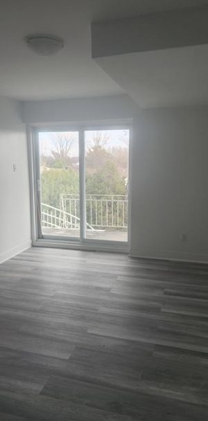 📍 Cession de bail pour le 1 Nov. 2025/ sous-location – 3 ½ à Laval - Photo 1