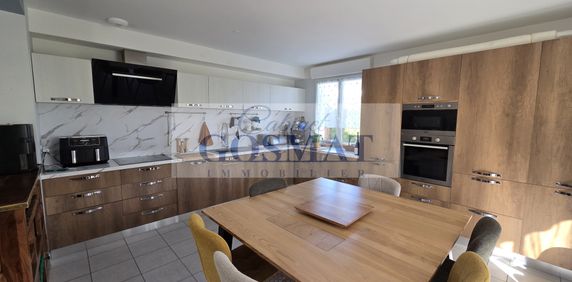 Location Maison 5 pièces 102m² DAMGAN 56750 - Photo 2
