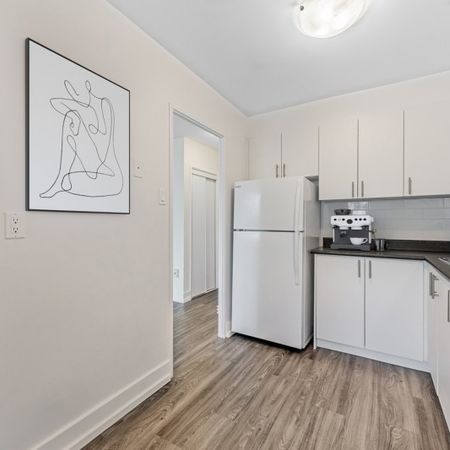 2740 Jane Street - Photo 4