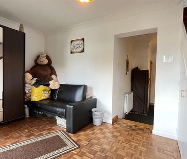 2 bedroom townhouse to rent - Photo 5