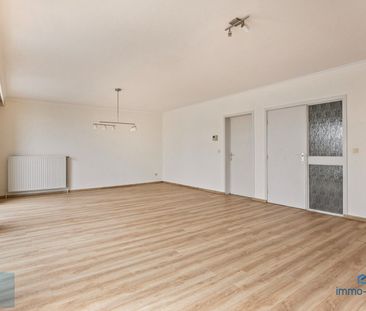 Te huur: Ruim duplexappartement in het centrum van Neeroeteren - Foto 6