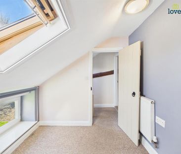 2 bedroom semi-detached house to rent - Photo 5