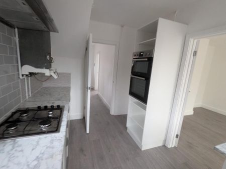 3 bedroom house to rent - Photo 4