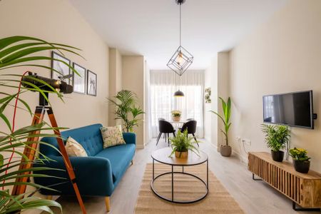 Calle Don Juan de Austria, Málaga, Andalusia 29009 - Photo 2