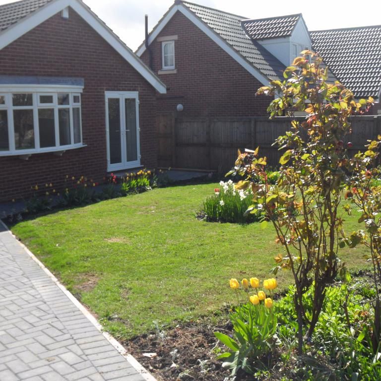 3 bedroom bungalow to rent - Photo 1