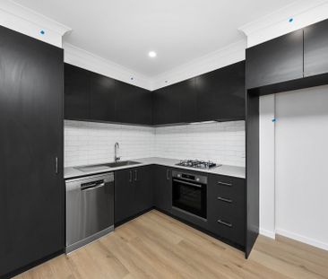 13&14/2 Howard Court, Clayton - Photo 2