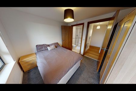 2 Bed Flat, Tradewind Square, L1 - Photo 4