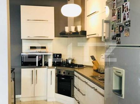 3 camere, 95 mp, mobilat modern, prima inchiriere, scara interioara, zona Piata Mihai Viteazu - Photo 2