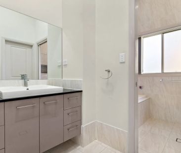 Great Family Home In Ideal Location - Photo 2