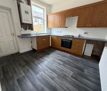 Alma Street, Radcliffe - Photo 4