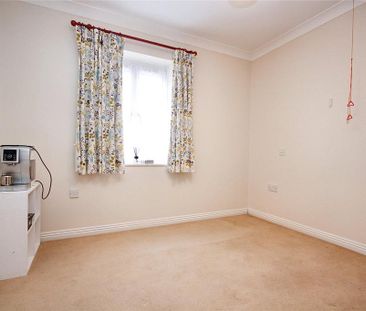 3 bedroom retirement property to rent - Photo 6