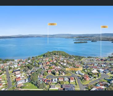 4 Gordon Crescent, Lake Heights, NSW 2502 - Photo 1