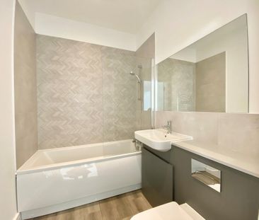 Peterborough - Photo 6