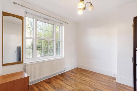 4 bedroom end of terrace house to rent - Photo 5