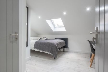 6 bedroom house to rent - Photo 2