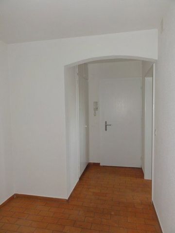 3 Zimmer, 68 m², 3. Stock - Photo 2