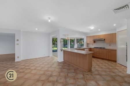 Spacious 5-Bedroom Family Home in the Heart of Cherrybrook! - Photo 4