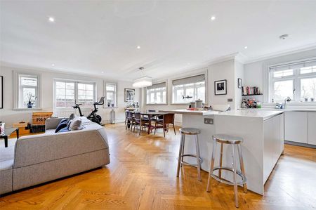 A very spacious and high specification apartment with private balcony and car parking situated on a private Winkfield estate. - Photo 3